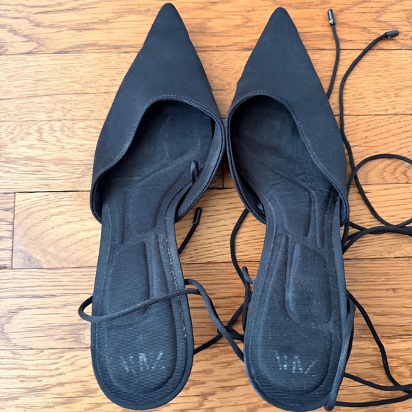 ZARA Elegant Black Women's Pointy lace up heels - Picture 8 of 8